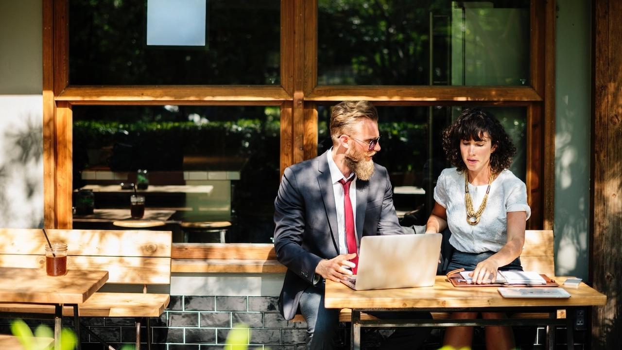 Want to Grow Your Business to 6-Figures? Elevate Your Network!
