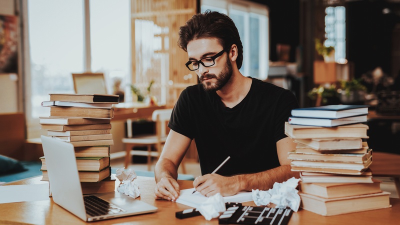 How to Make Money in Addition to Your 9-to-5