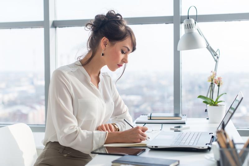 How to Turn Your Writing Skills into a Full-Time Career